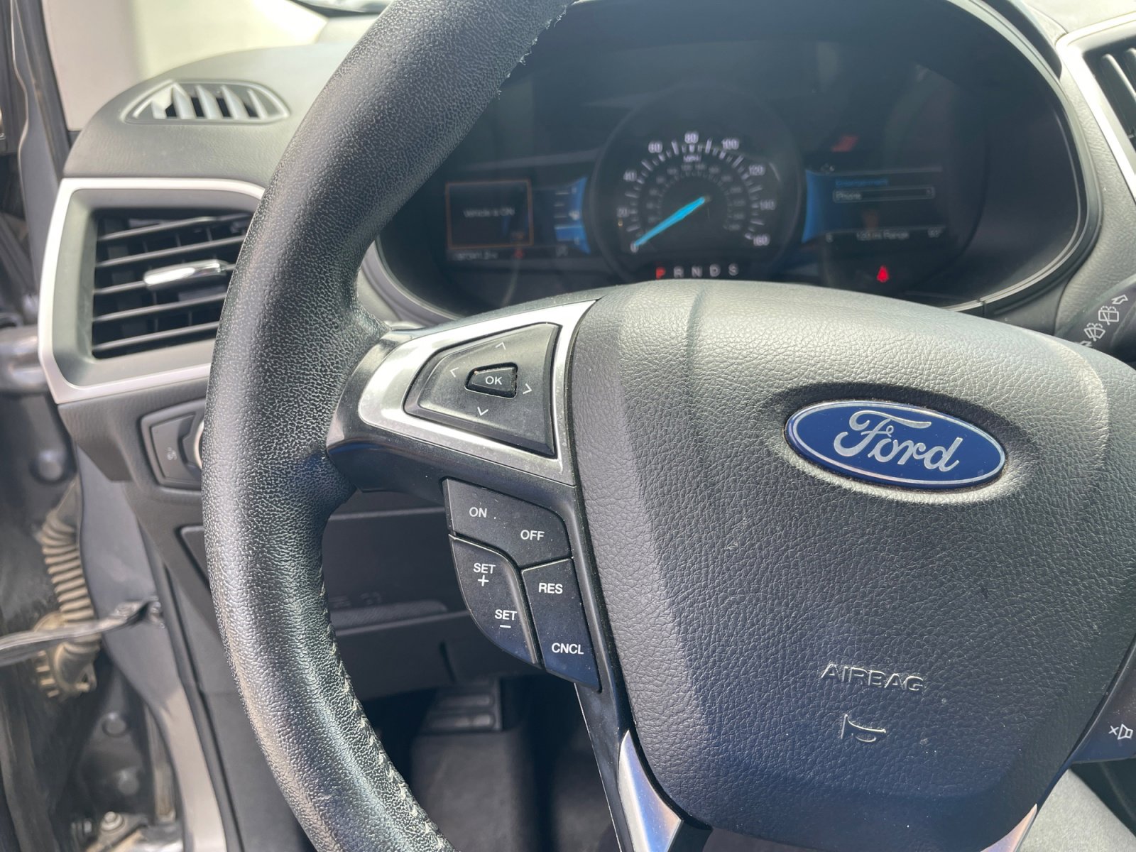 Used 2022 Ford Edge SEL AWD/4WD image 20
