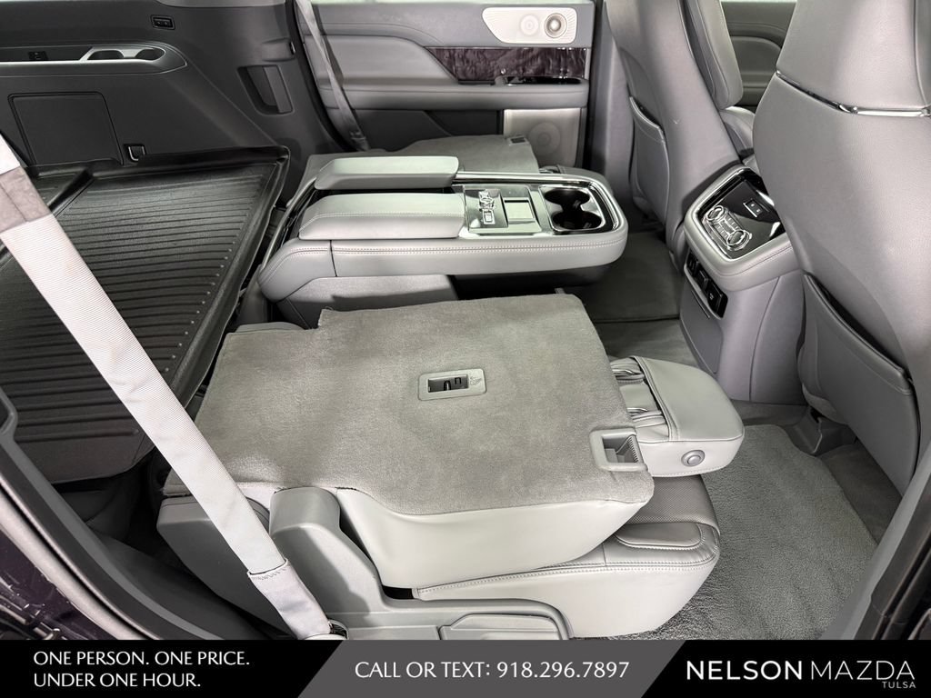 Used 2020 Lincoln Navigator Reserve w/ Luxury Package AWD/4WD image 45