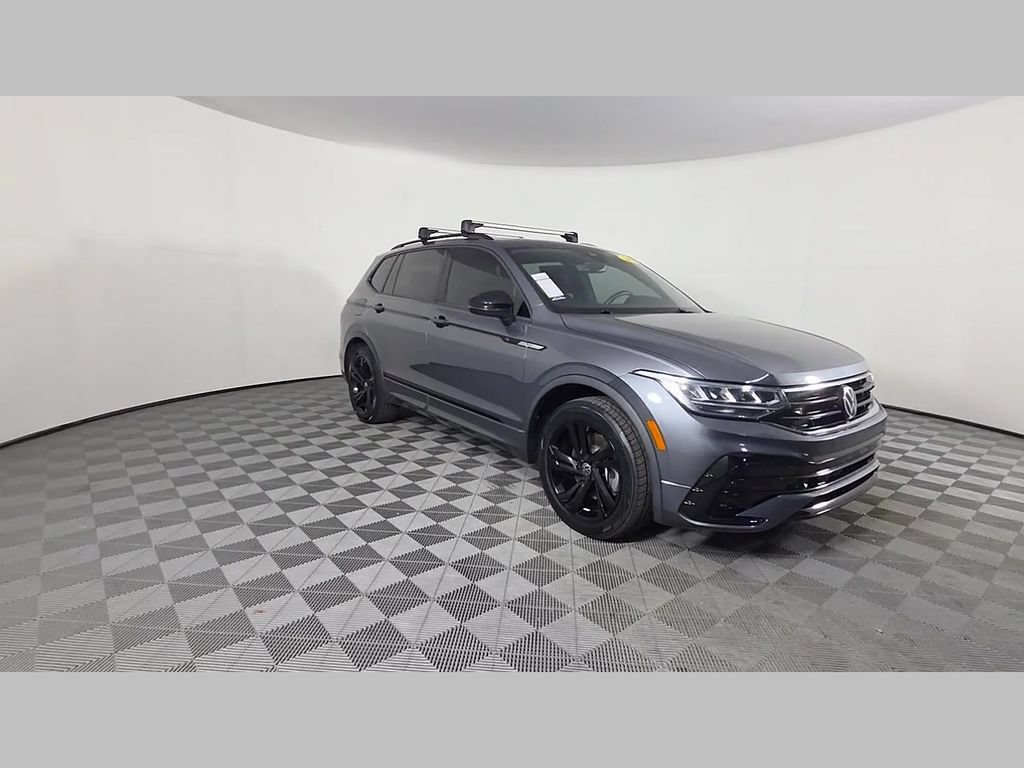 Used 2023 Volkswagen Tiguan SE R-Line FWD image 53
