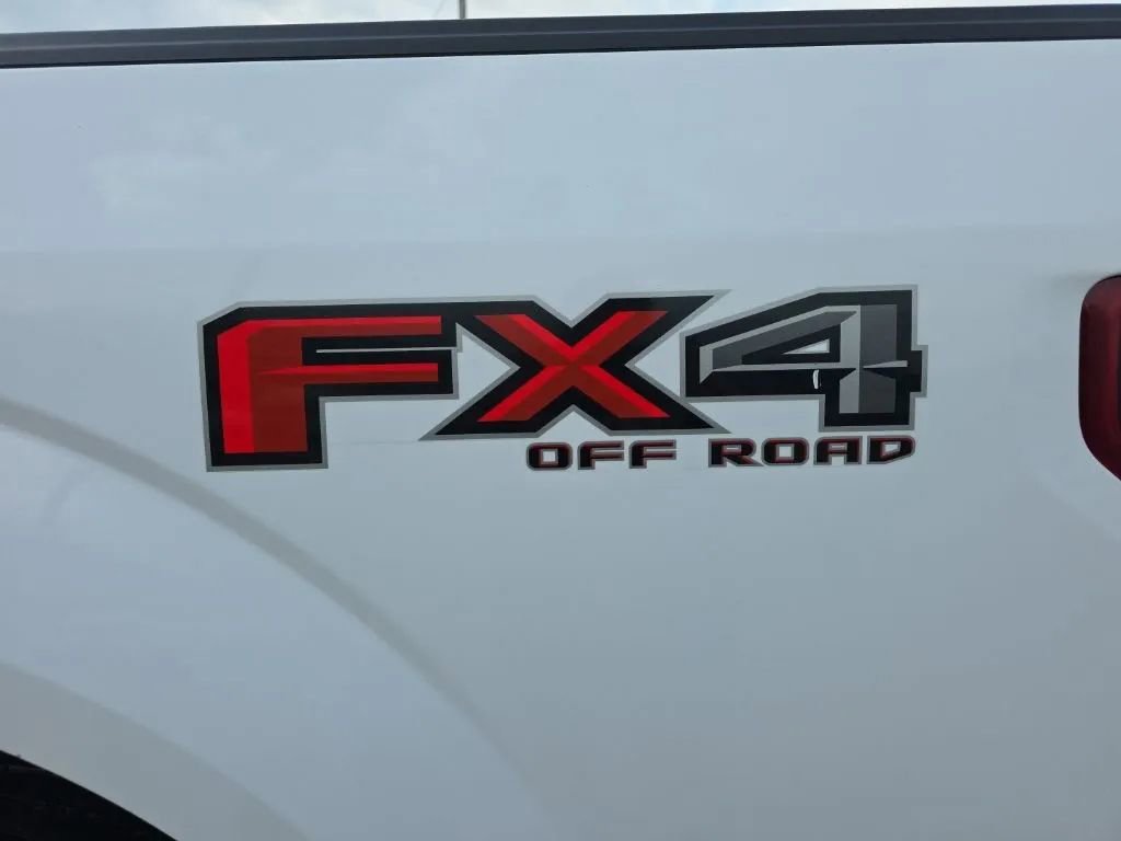 Used 2020 Ford F150 XLT w/ Heavy-Duty Payload Package AWD/4WD image 10