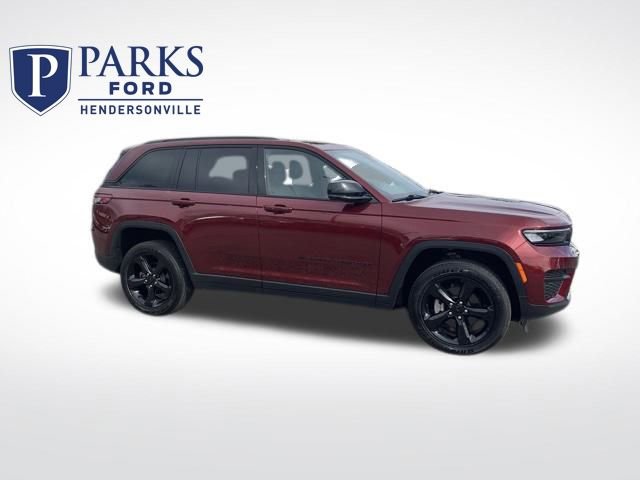 Used 2023 Jeep Grand Cherokee Altitude