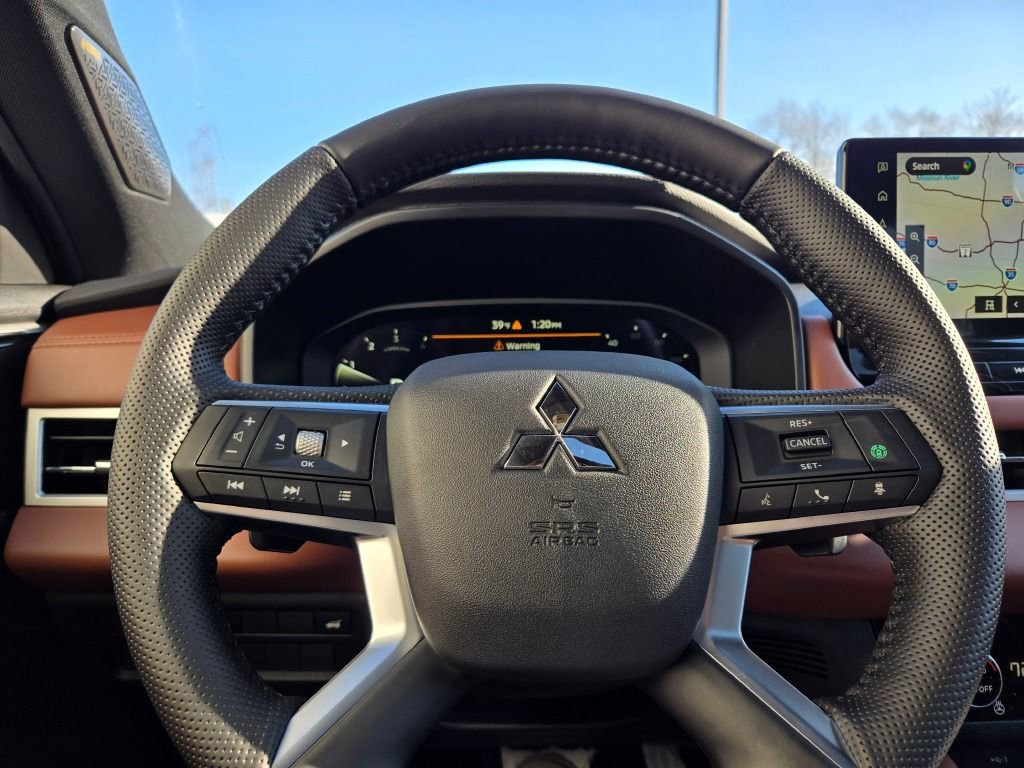 New 2026 Mitsubishi Outlander SEL image 33