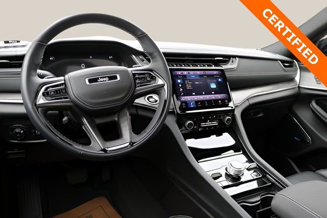 Used 2022 Jeep Grand Cherokee Overland w/ Adv Protech Group III image 14