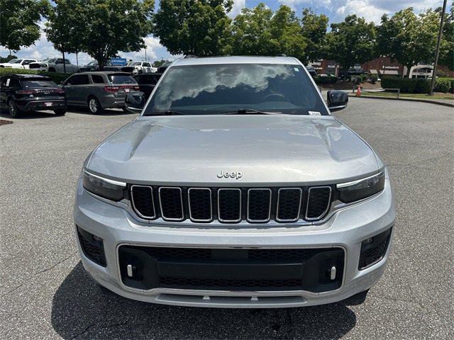 Used 2024 Jeep Grand Cherokee L Overland w/ Luxury Tech Group IV image 8