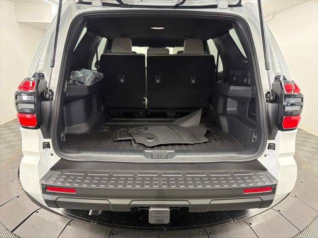Certified 2026 Toyota 4Runner SR5 AWD/4WD image 15