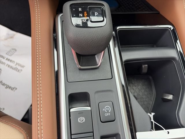 New 2026 Nissan Pathfinder Platinum w/ Cargo Package FWD image 16