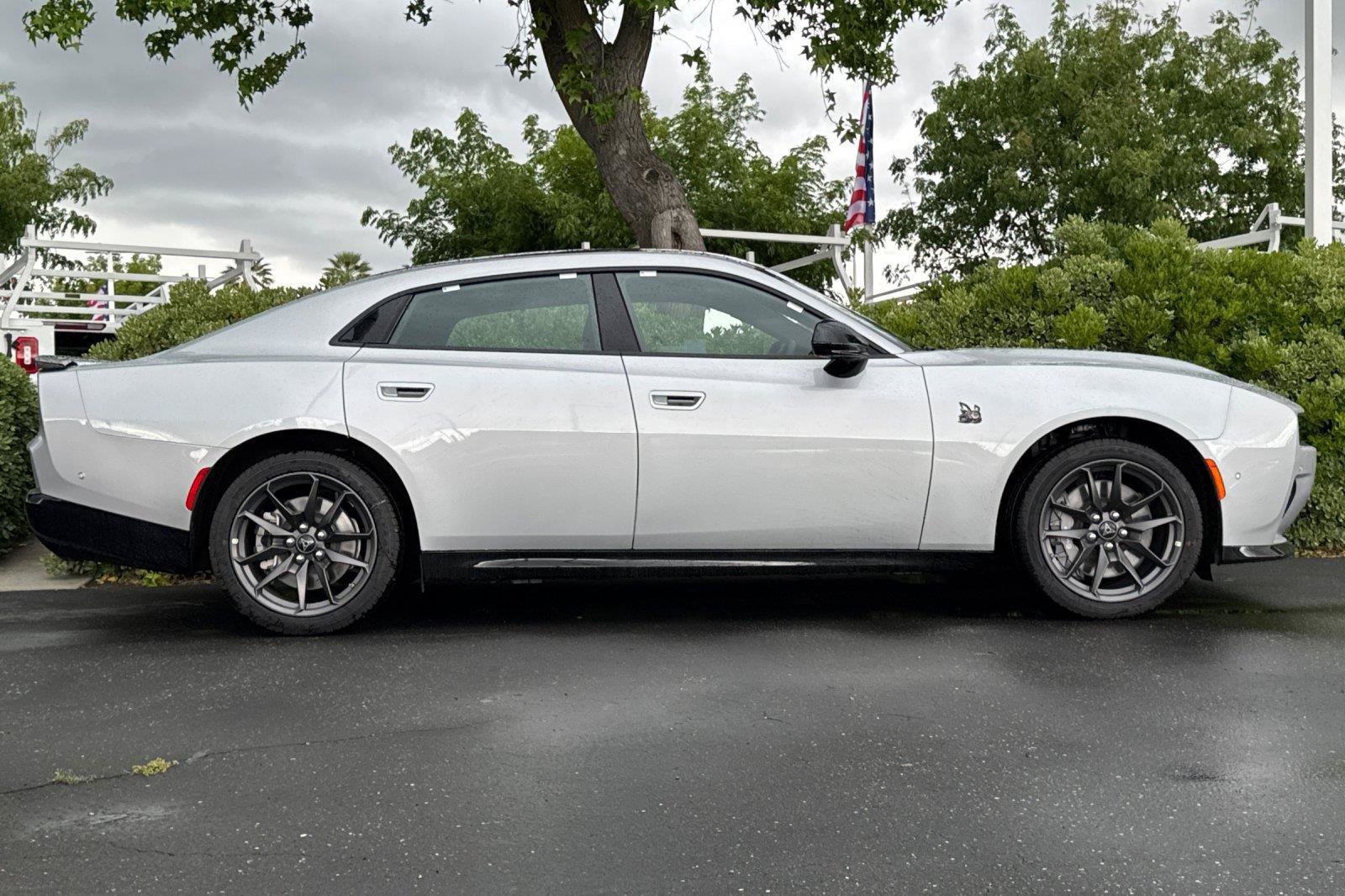 New 2026 Dodge Charger Scat Pack w/ Blacktop Package AWD/4WD image 3