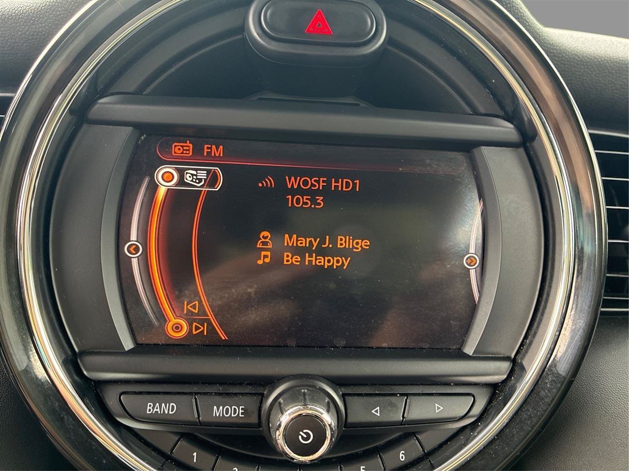 Used 2017 MINI Cooper 4-Door Hardtop FWD image 19