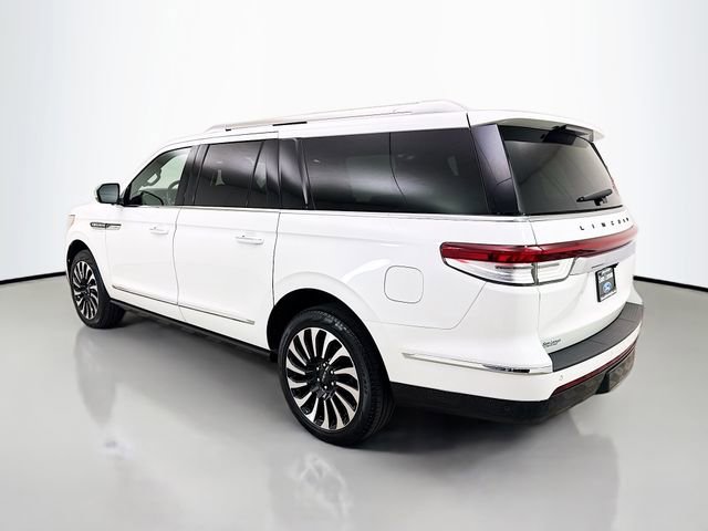Used 2023 Lincoln Navigator L Black Label image 5