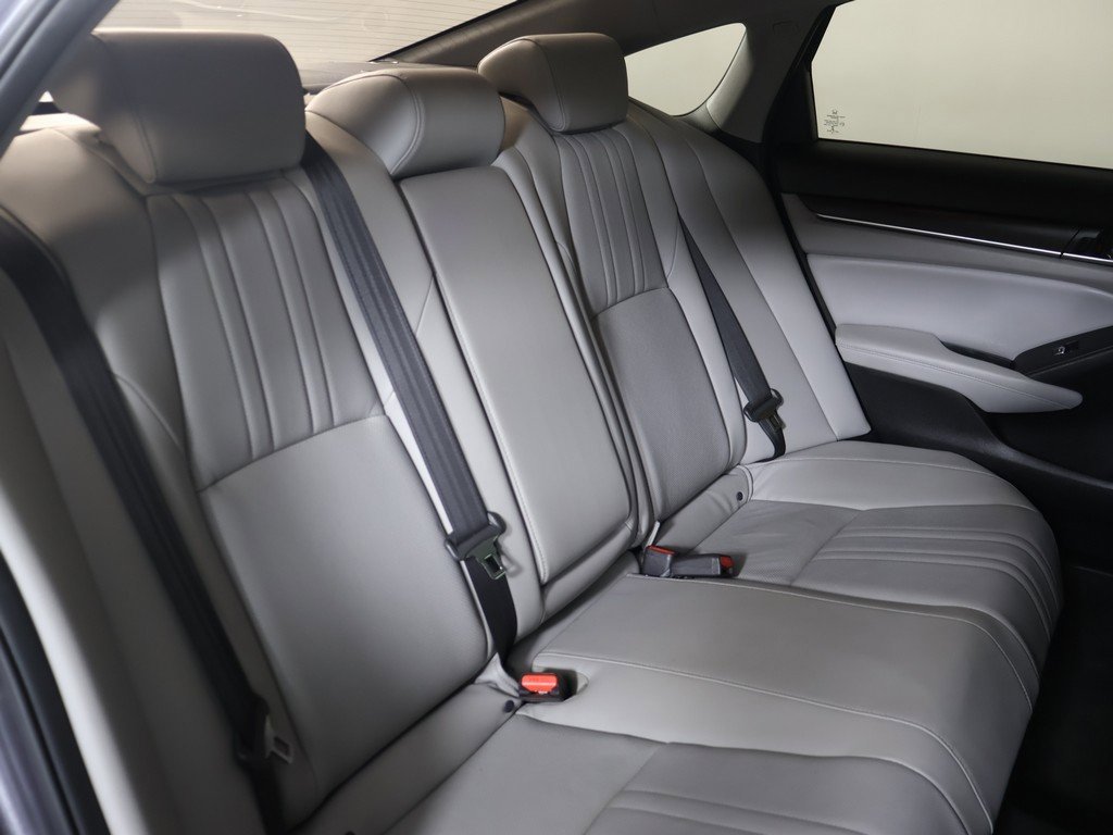 Used 2018 Honda Accord EX-L image 31