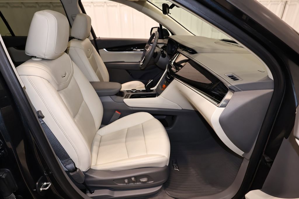 Used 2021 Cadillac XT6 Premium Luxury AWD/4WD image 23