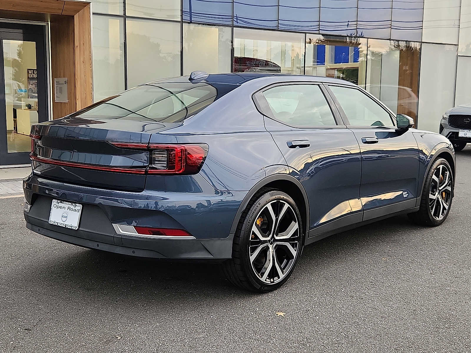Used 2023 Polestar Polestar 2 w/ Pilot Pack AWD/4WD image 8