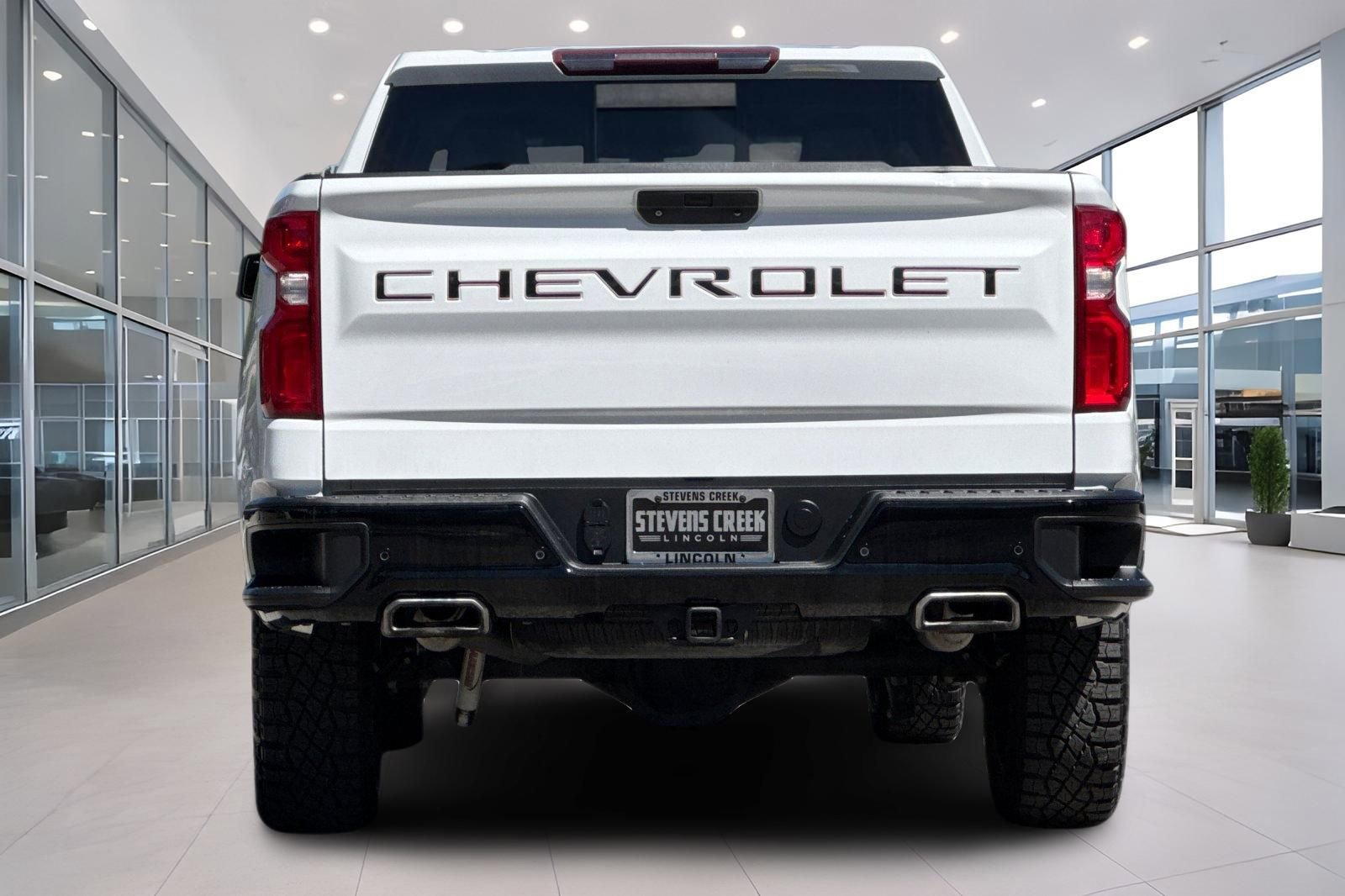 Used 2021 Chevrolet Silverado 1500 LT Trail Boss w/ Convenience Package II AWD/4WD image 5