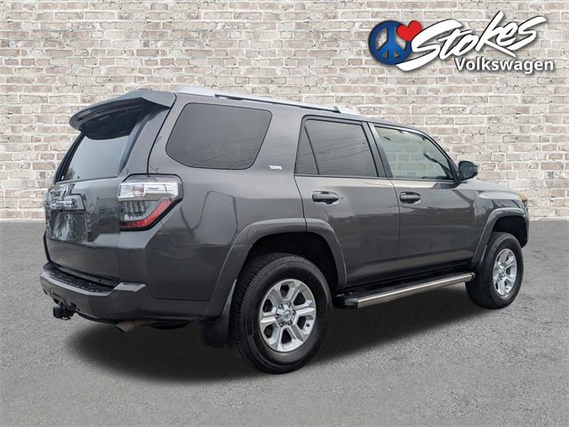 Used 2015 Toyota 4Runner SR5 image 4