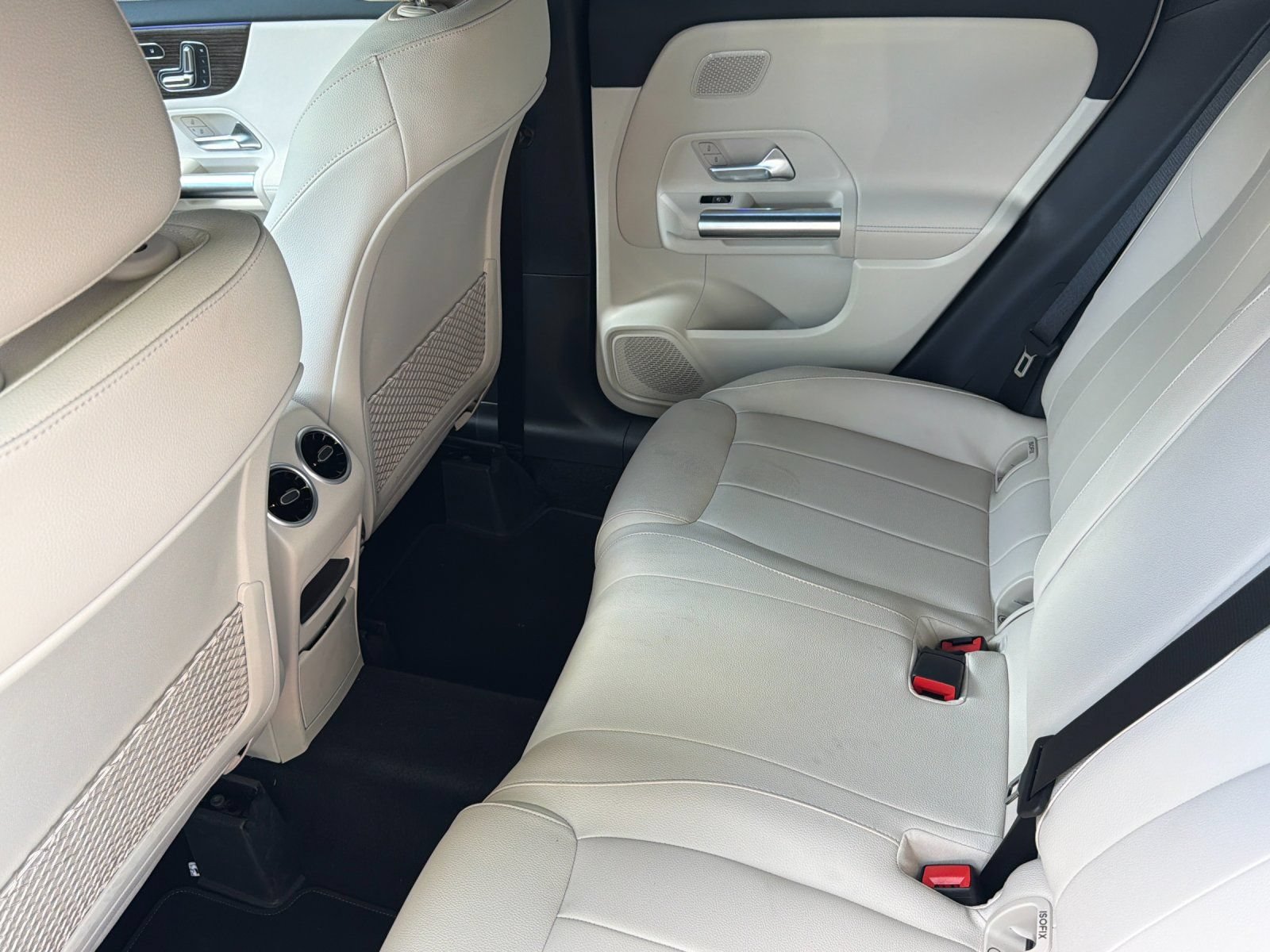 Used 2026 Mercedes-Benz GLA 250 image 9