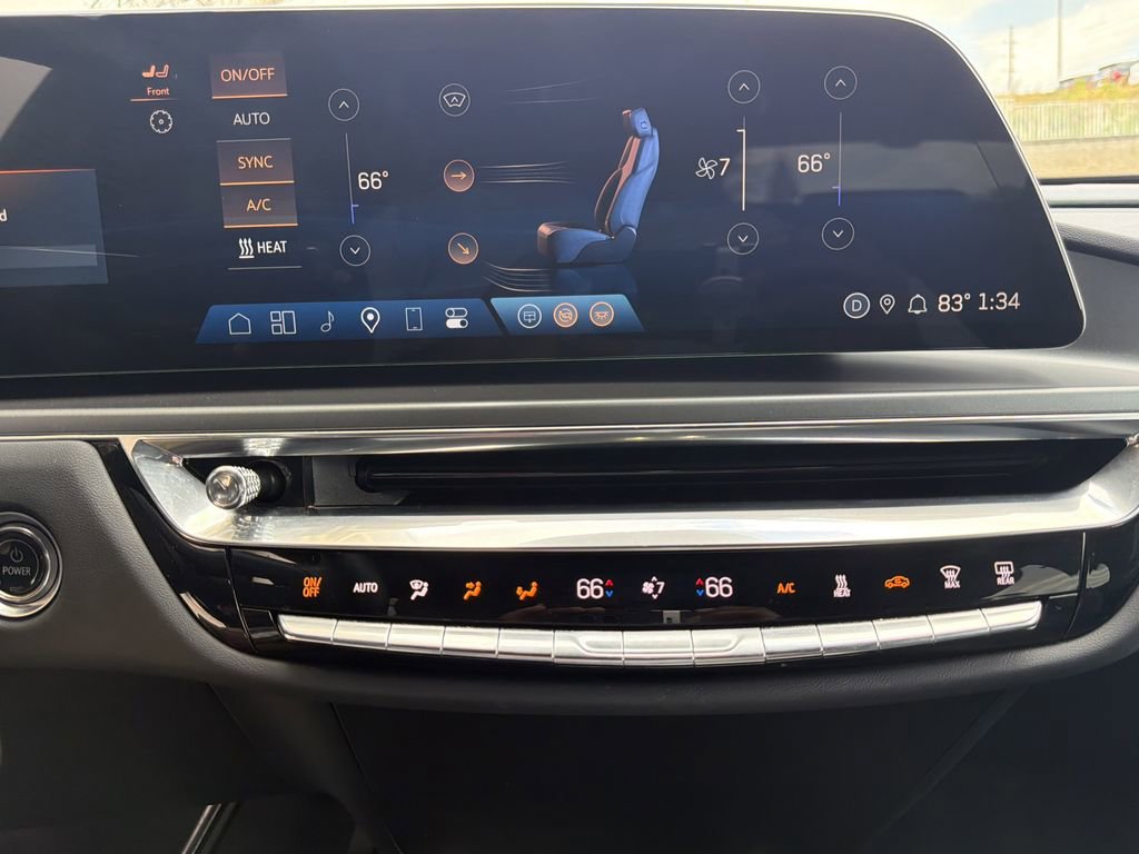 Used 2024 Cadillac Lyriq Tech image 34