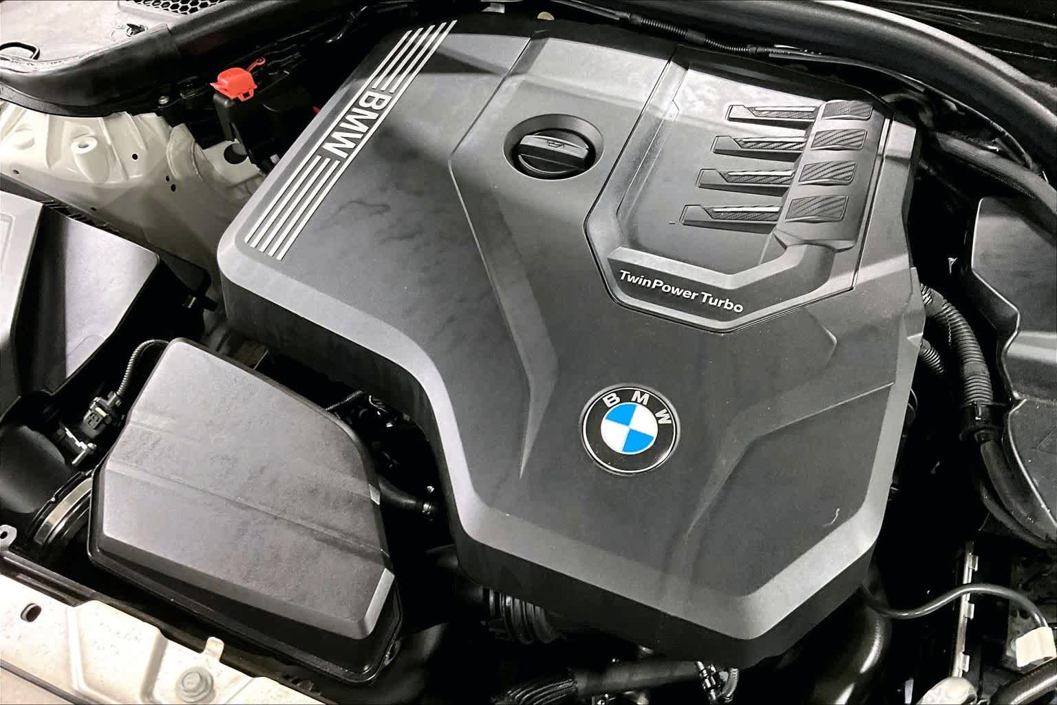 Used 2024 BMW 330i xDrive Sedan w/ Premium Package AWD/4WD image 33
