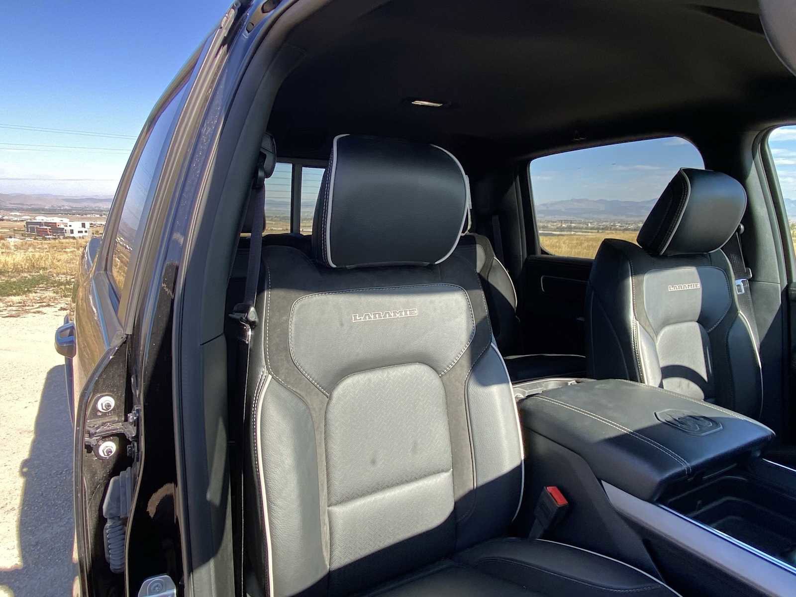 Used 2025 RAM 1500 Laramie w/ Sport Appearance Package image 18