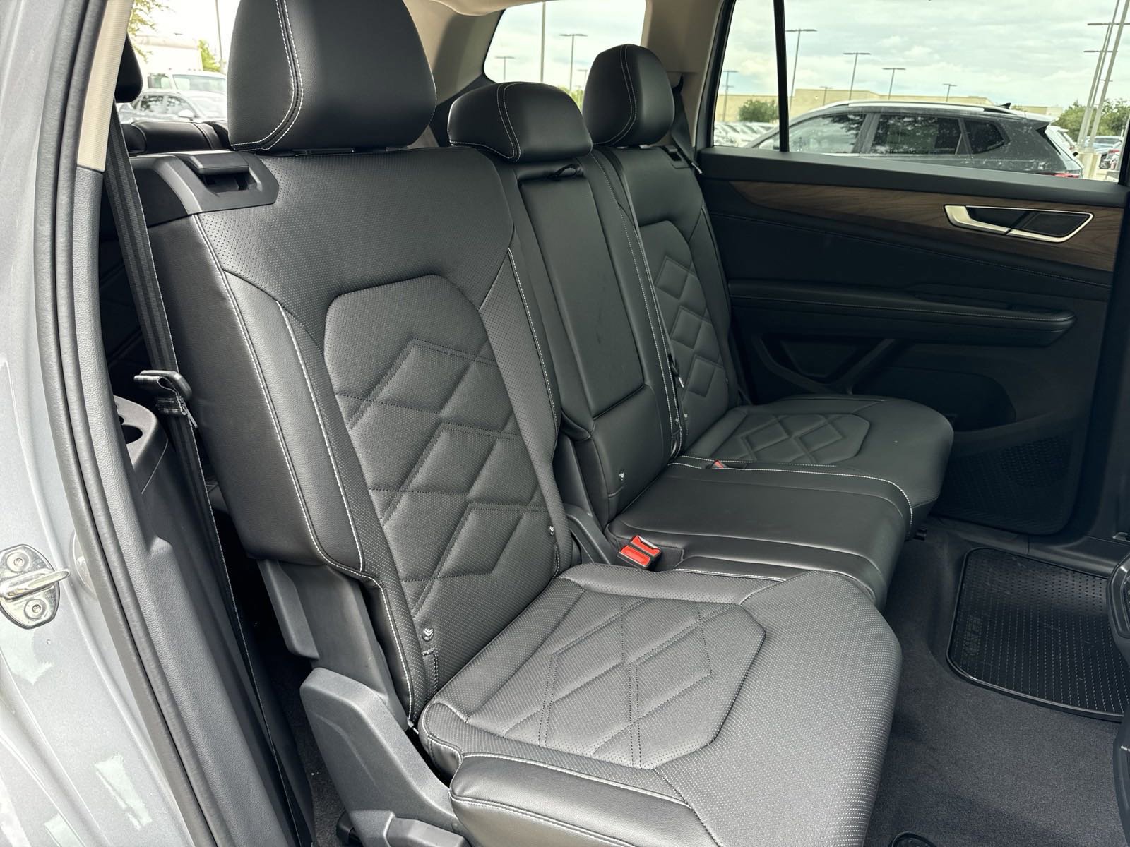 Certified 2026 Volkswagen Atlas SE image 16