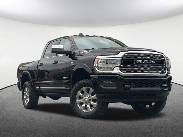 Used 2022 RAM 3500 Limited AWD/4WD image 2