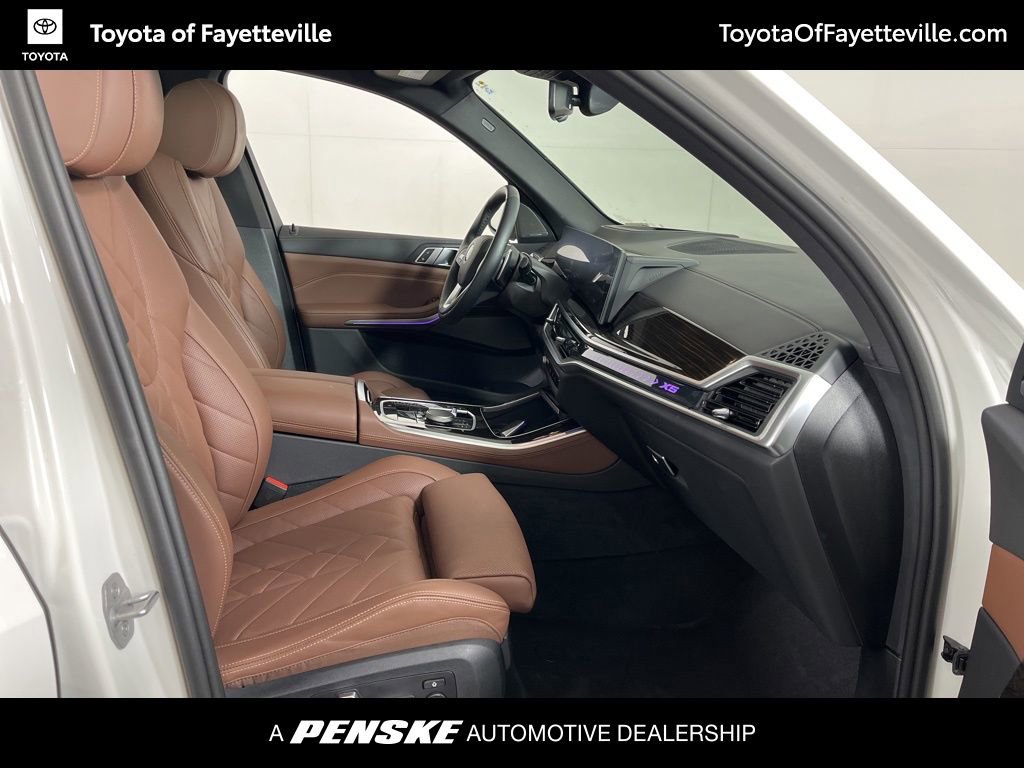 Used 2024 BMW X5 xDrive40i w/ Premium Package image 7