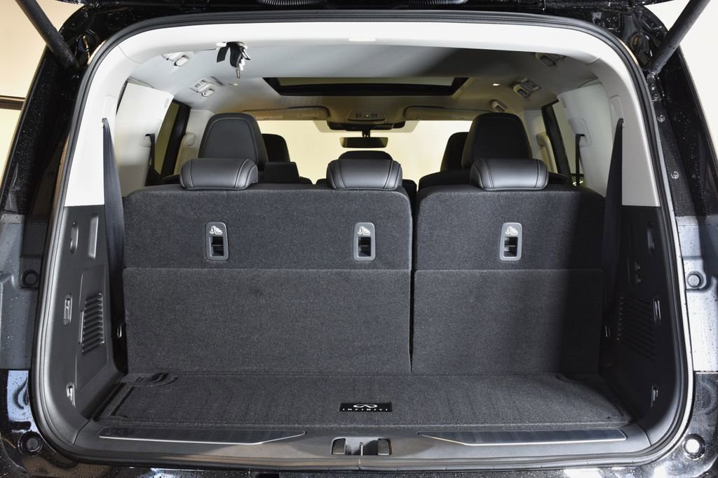 New 2026 INFINITI QX80 Pure w/ Cargo Package image 31