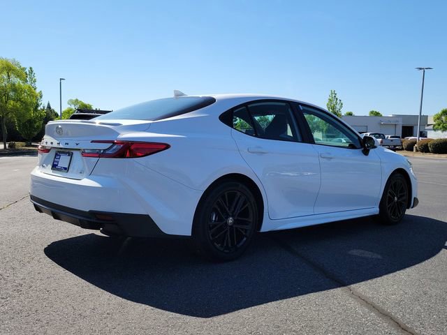 Used 2026 Toyota Camry SE FWD image 4