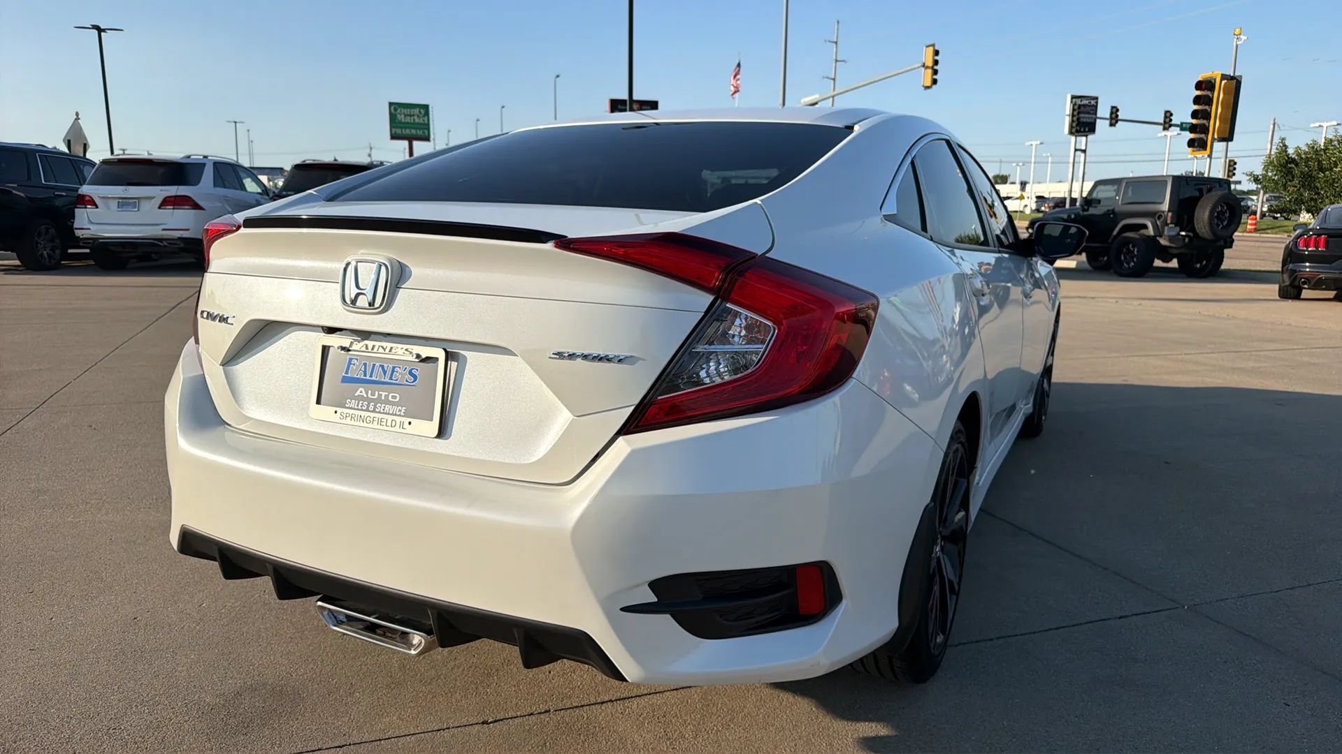 Used 2019 Honda Civic Sport image 17