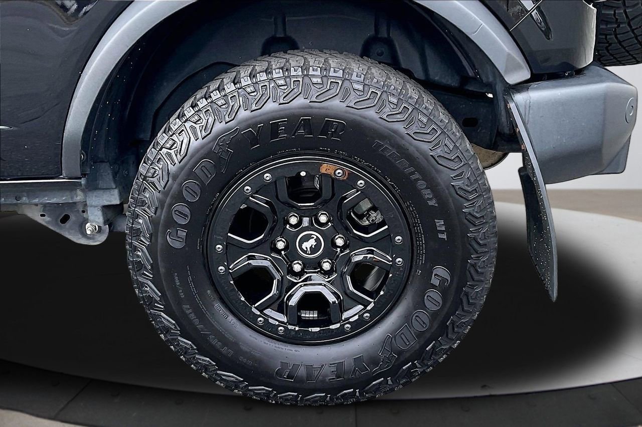 Used 2023 Ford Bronco Wildtrak image 35