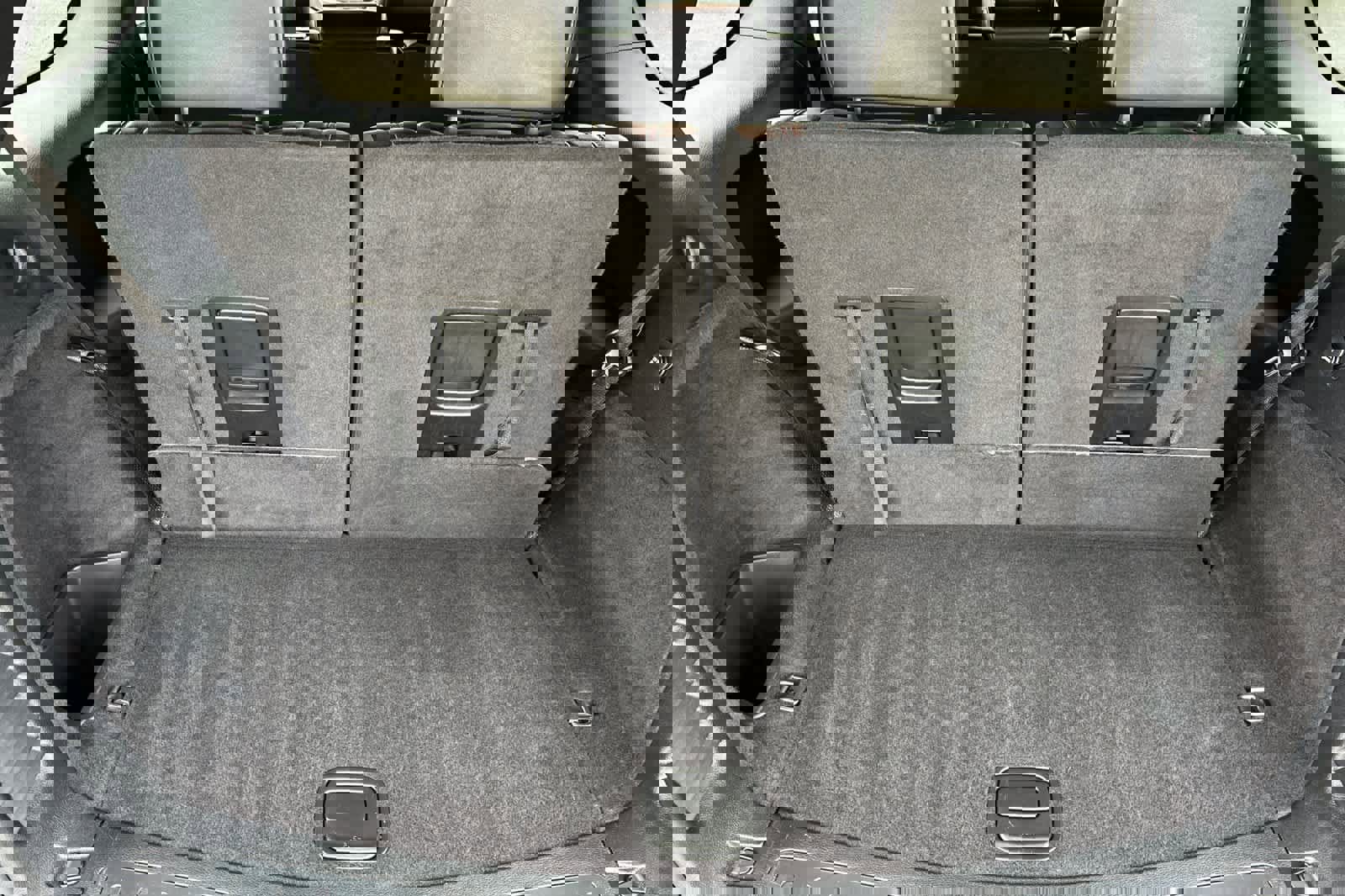 Used 2025 Dodge Durango GT image 16