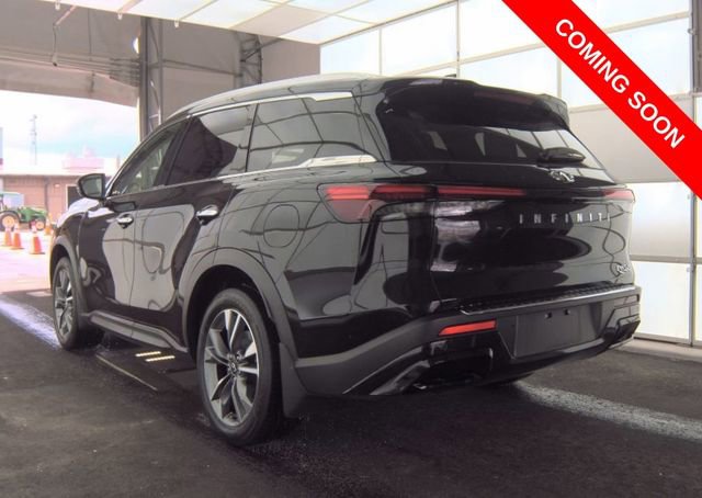 Used 2023 INFINITI QX60 Luxe w/ Cargo Package image 3