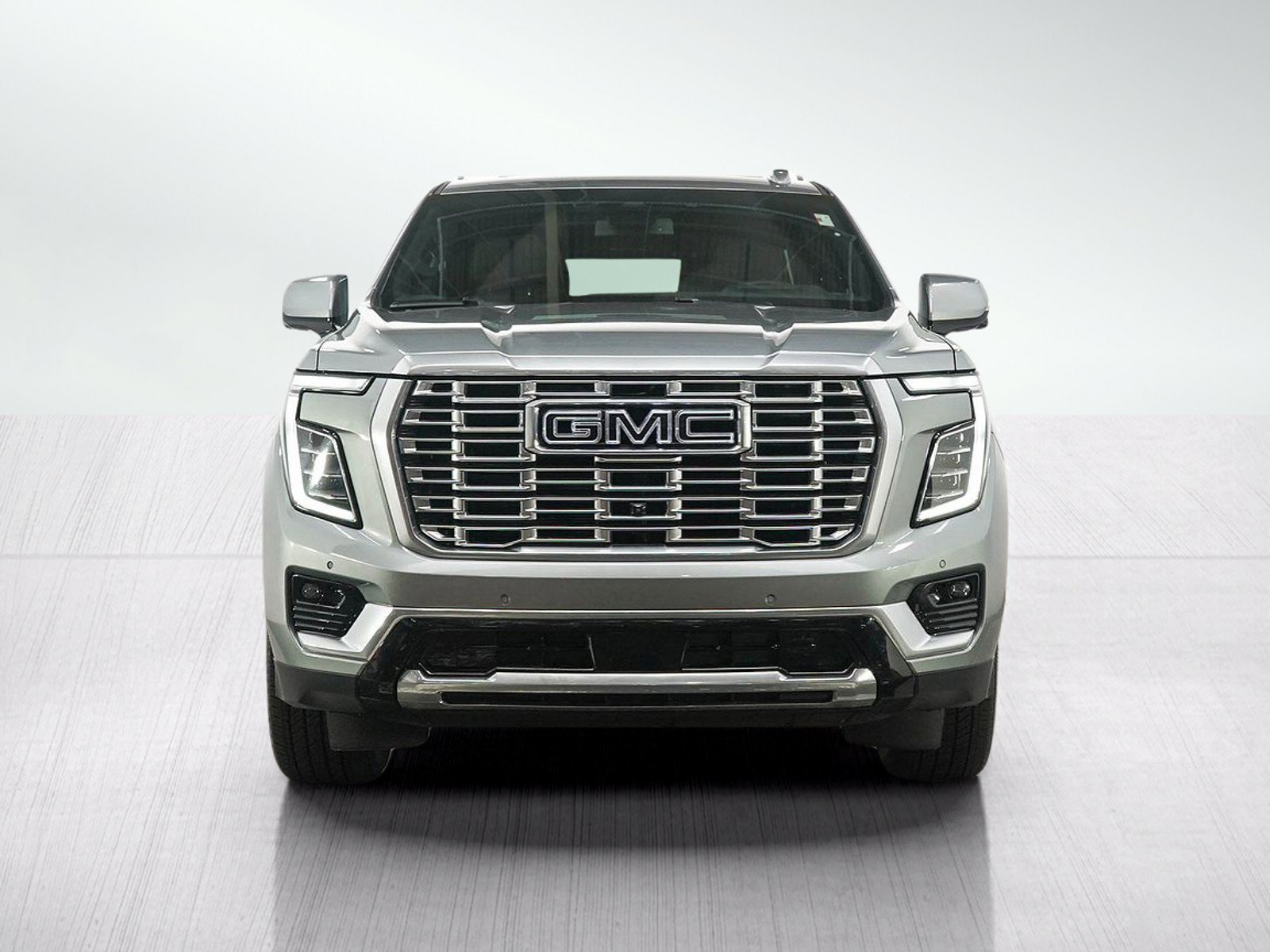 Used 2025 GMC Yukon Denali w/ Sun & Power Step Package AWD/4WD image 8