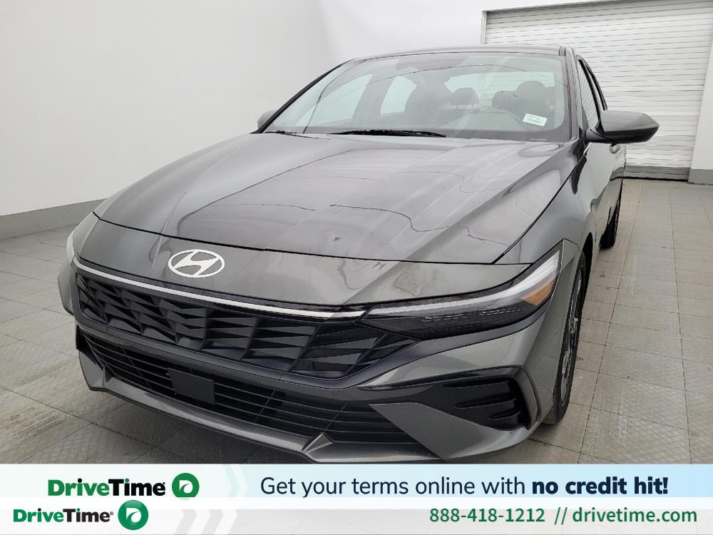 Used 2025 Hyundai Elantra SEL
