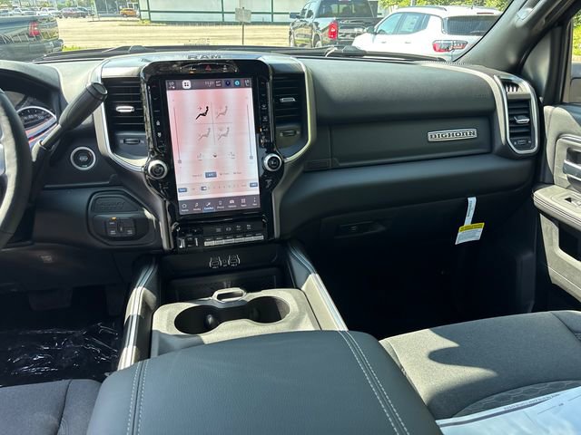 New 2026 RAM 2500 Big Horn AWD/4WD image 11