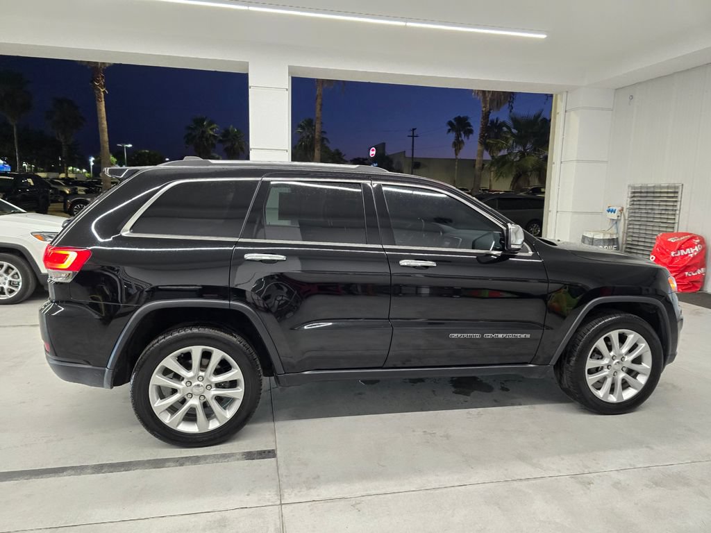 Used 2017 Jeep Grand Cherokee Limited w/ Trailer Tow Group IV AWD/4WD image 7
