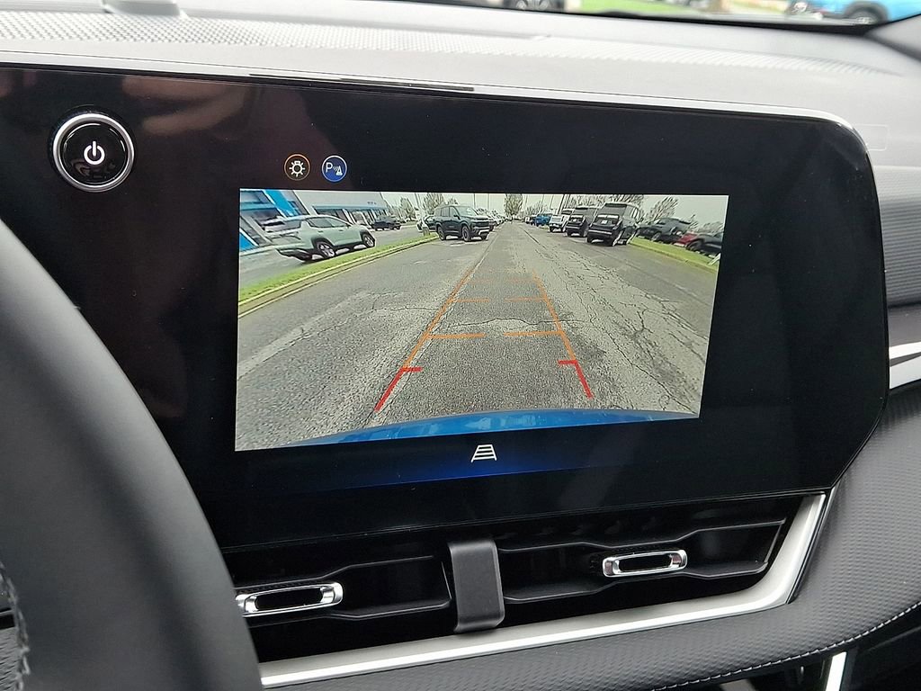 New 2026 Chevrolet Equinox LT w/ Convenience Package II image 13