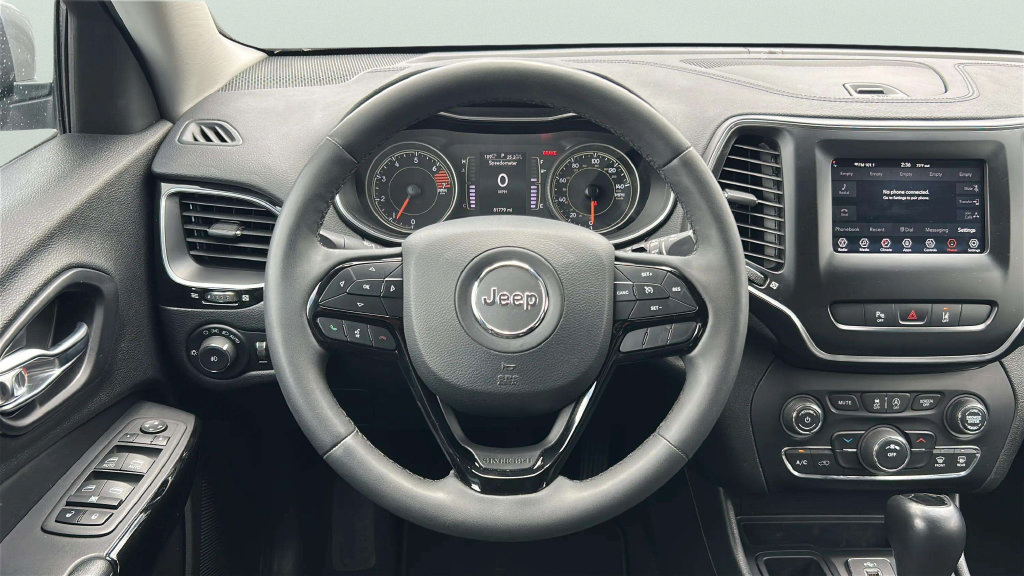 Used 2021 Jeep Cherokee Latitude Plus FWD image 23