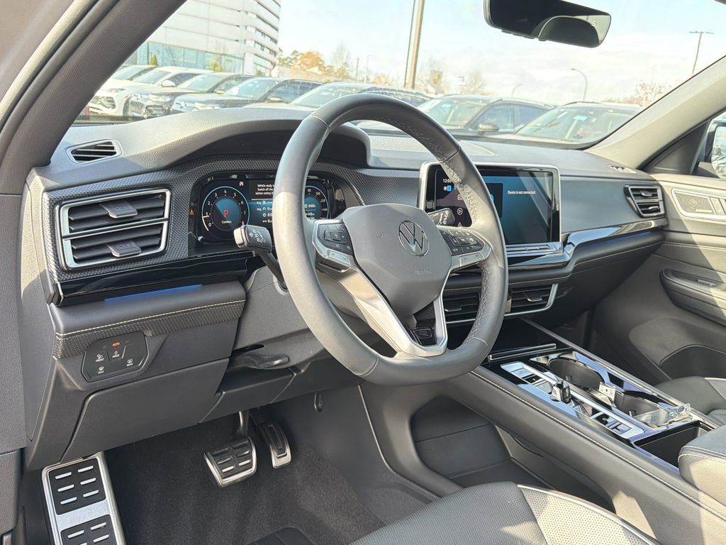 Used 2025 Volkswagen Atlas Cross Sport SEL Premium R-Line image 10