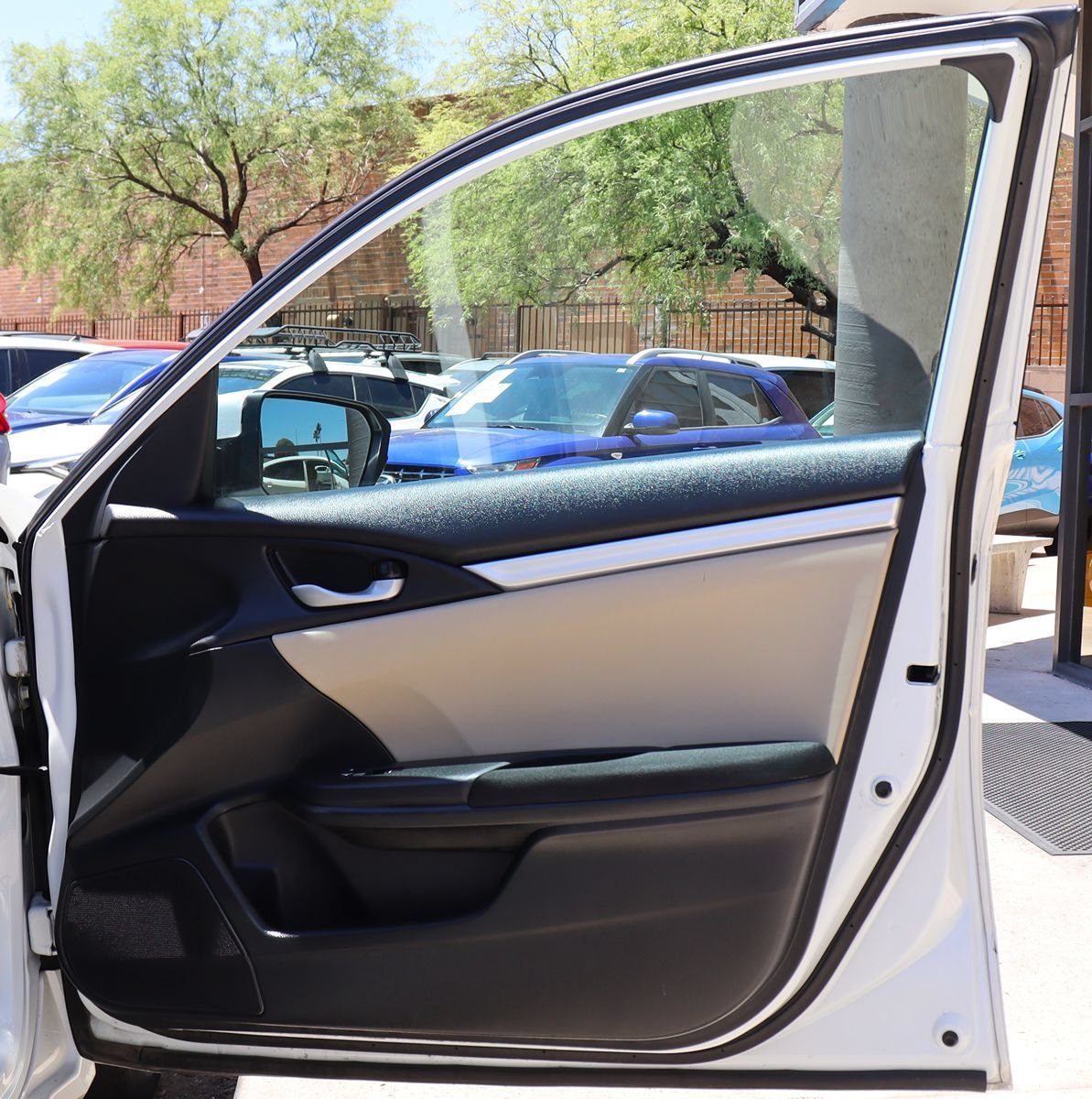 Used 2021 Honda Civic LX image 32