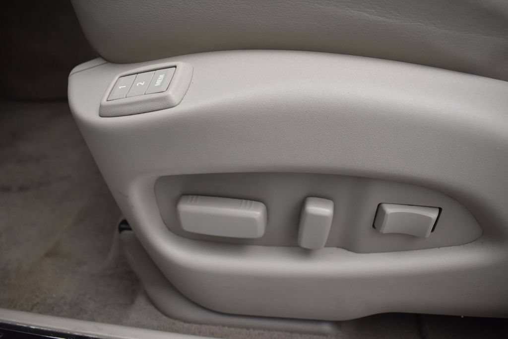 Used 2015 Cadillac SRX Premium AWD/4WD image 12