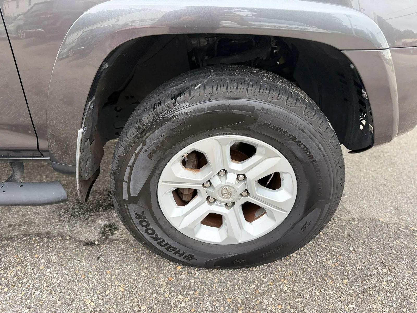 Used 2016 Toyota 4Runner SR5 RWD image 13