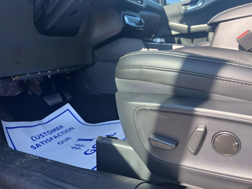 New 2025 Ford Escape SE w/ Class II Trailer Tow Package image 21