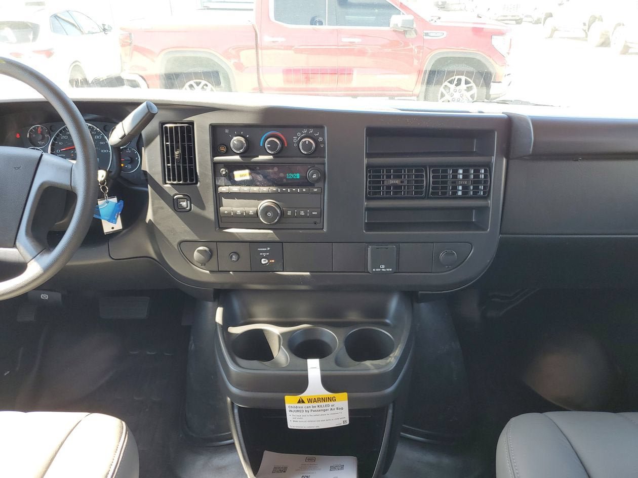 New 2026 GMC Savana 2500 Extended RWD image 14