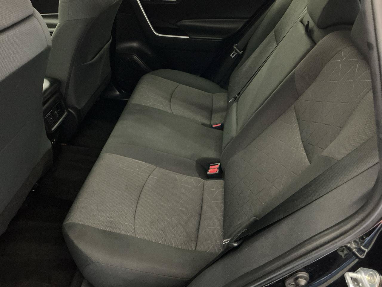 Used 2022 Toyota RAV4 XLE AWD/4WD image 10