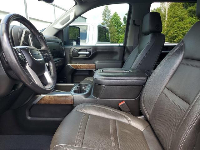 Used 2021 GMC Sierra 2500 Denali w/ Denali Black Diamond Edition AWD/4WD image 19