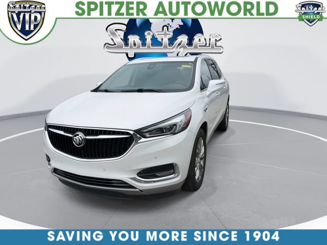Used 2018 Buick Enclave Avenir w/ Avenir Technology Package AWD/4WD image 3