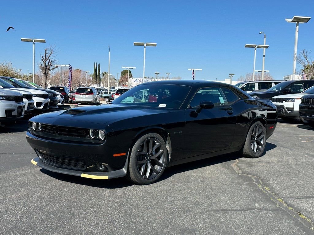Certified 2022 Dodge Challenger R/T w/ Blacktop Package image 2