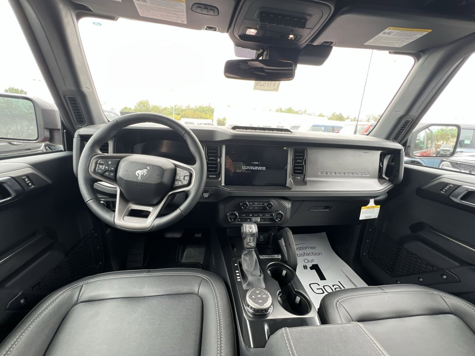 New 2025 Ford Bronco Badlands image 23