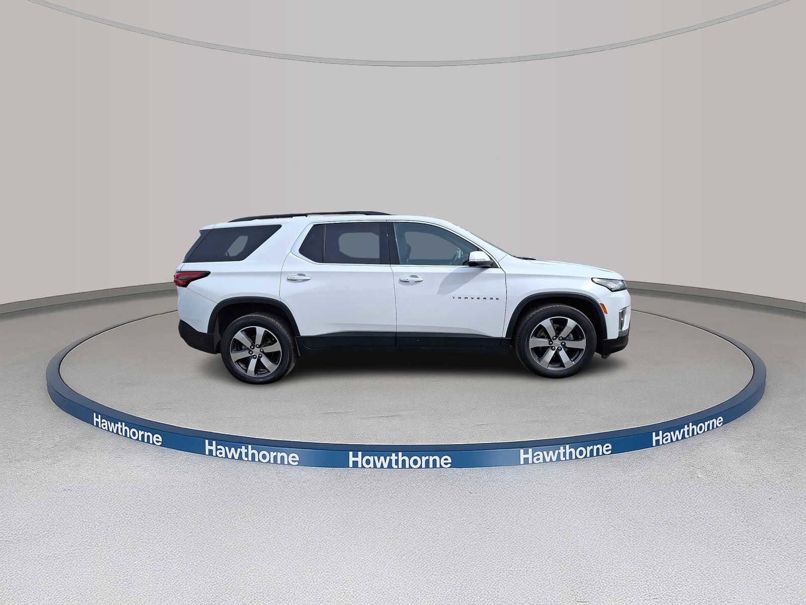 Used 2023 Chevrolet Traverse LT w/ LT Premium Package image 5