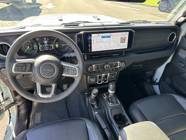 Used 2024 Jeep Wrangler Sahara 4xe w/ Technology Group image 10